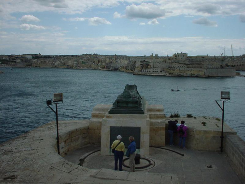 DSC00008.JPG