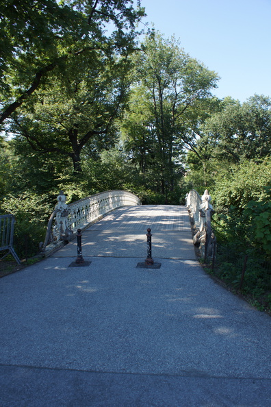 DSC02175-01.jpg